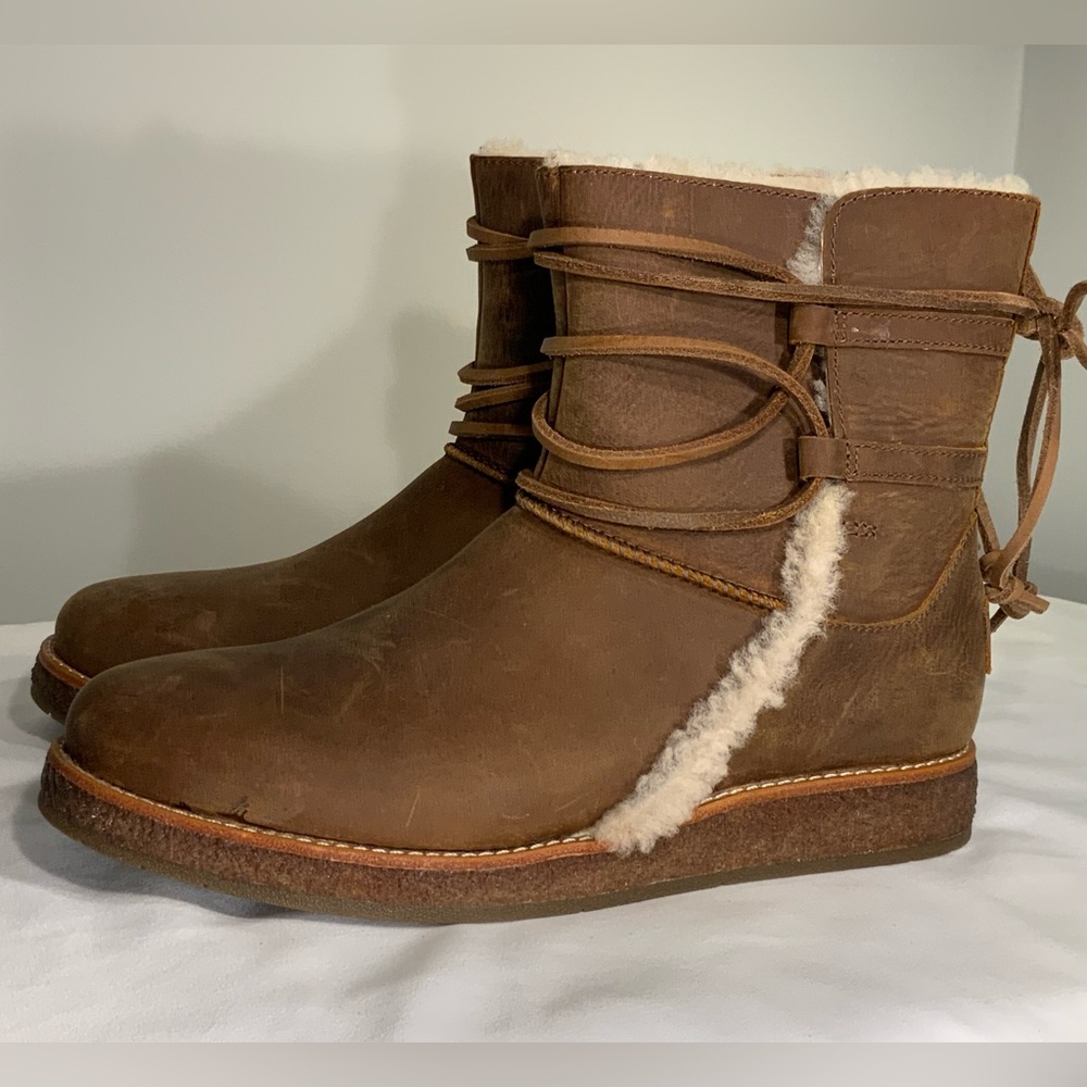 UGG Luisa Boot size 6.5